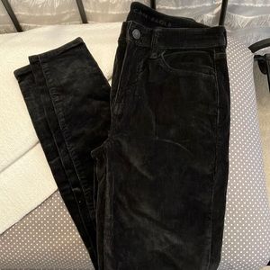 NWT American Eagle Outfitters size 4 standard Corduroy’s